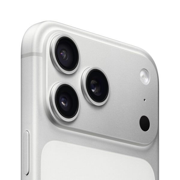 Apple iPhone 17 Pro Max Gurugram A19 Pro gaming performance